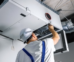 IV-kanaviston nuohous & säätö